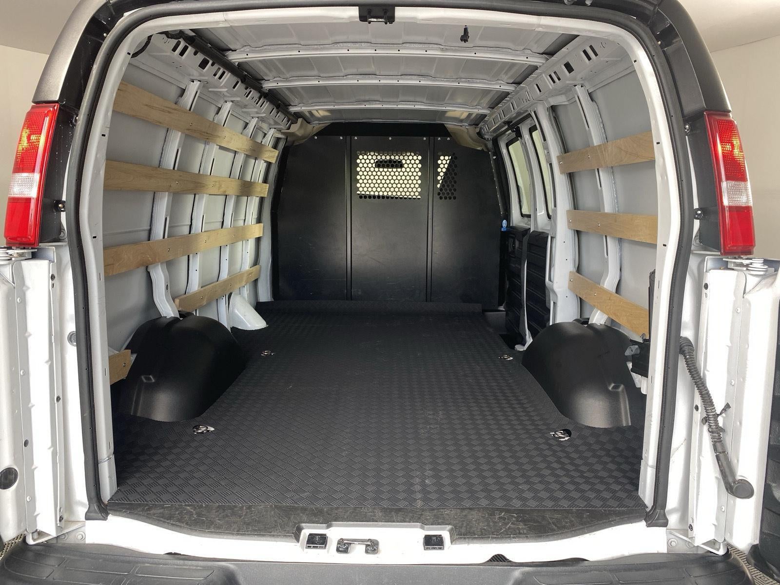 2025 Chevrolet Express 2500 Work Van