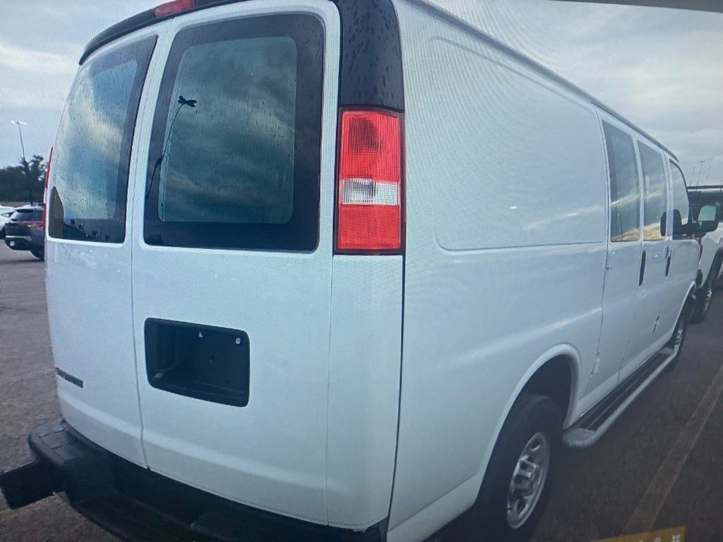2024 Chevrolet Express 2500 Work Van Cargo