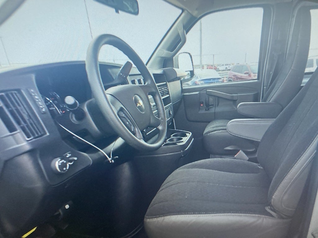 2024 Chevrolet Express 2500 Work Van Cargo
