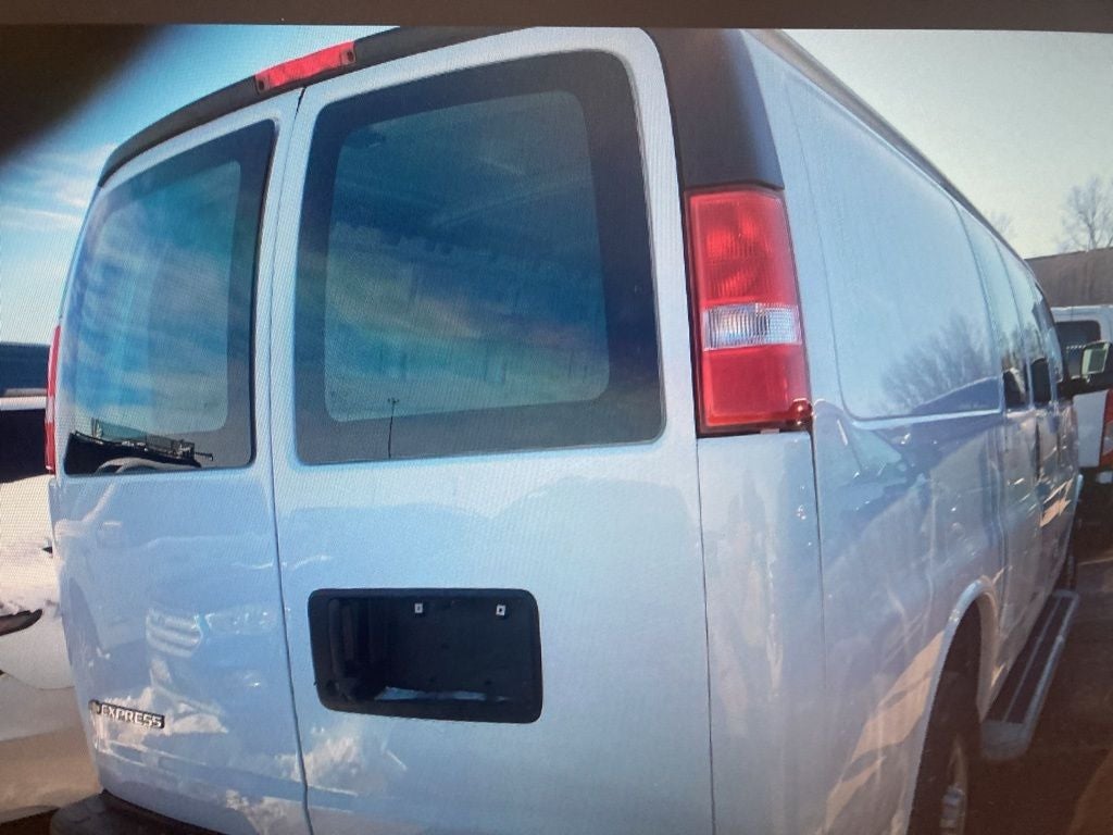 2024 Chevrolet Express 2500 Work Van Cargo