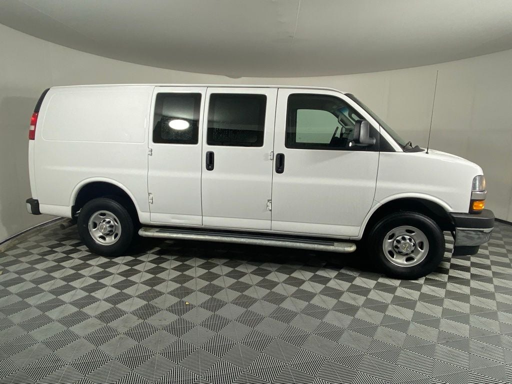 2024 Chevrolet Express 2500 Work Van Cargo