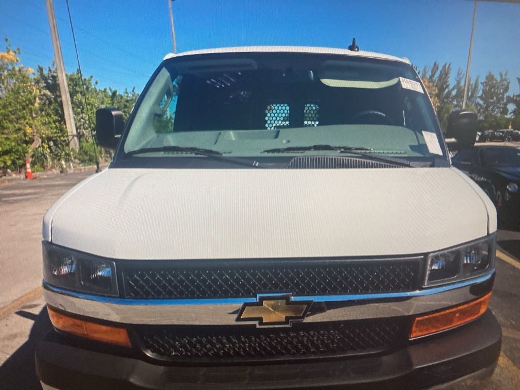 2024 Chevrolet Express 2500 Work Van Cargo