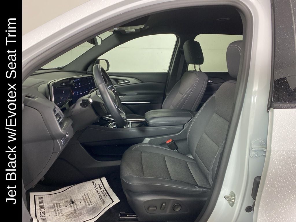 2024 Chevrolet Traverse LT 2LT