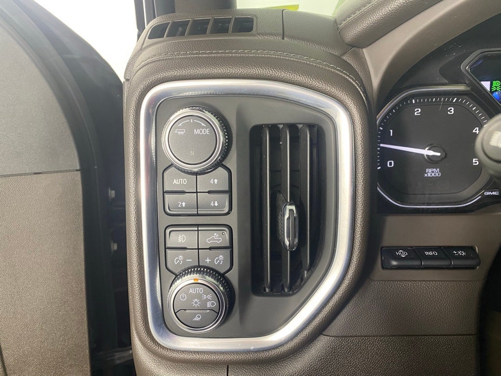 2022 GMC Sierra 2500HD Denali