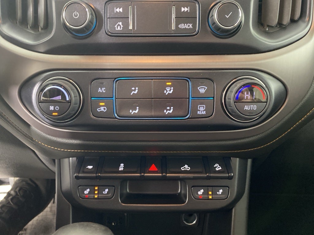 2022 GMC Canyon AT4 w/Cloth