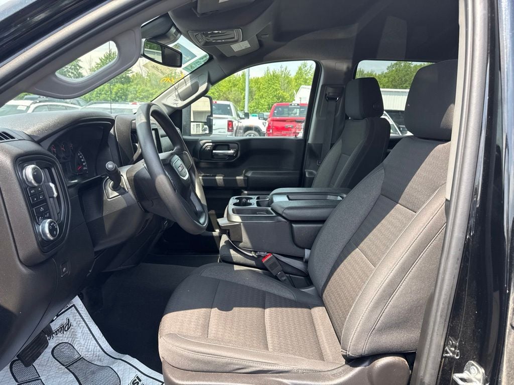 2024 GMC Sierra 1500 Pro