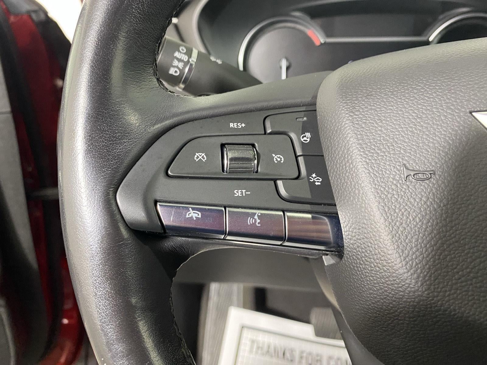 2023 Cadillac XT4 AWD Premium Luxury