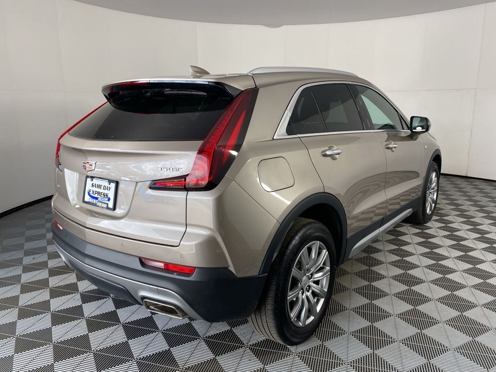 2023 Cadillac XT4 Premium Luxury