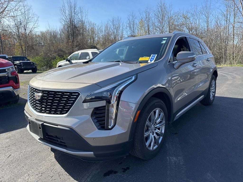 2023 Cadillac XT4 Premium Luxury