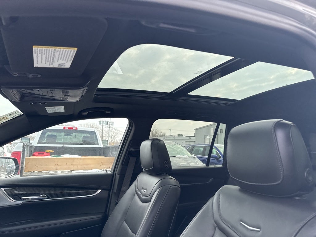 2023 Cadillac XT6 Sport