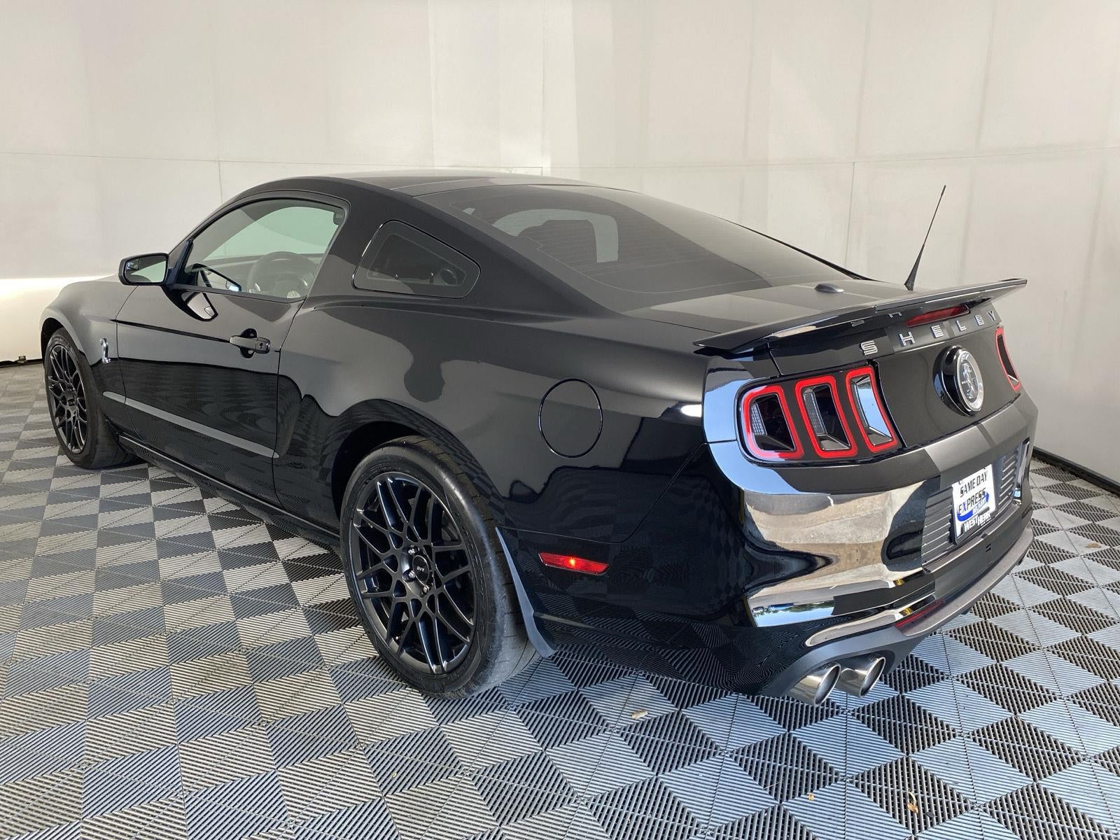 2014 Ford Mustang Shelby GT500 Base