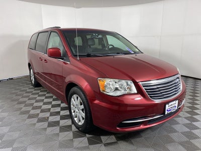 2015 Chrysler Town & Country LX
