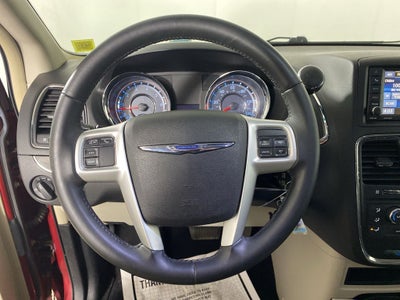 2015 Chrysler Town & Country LX