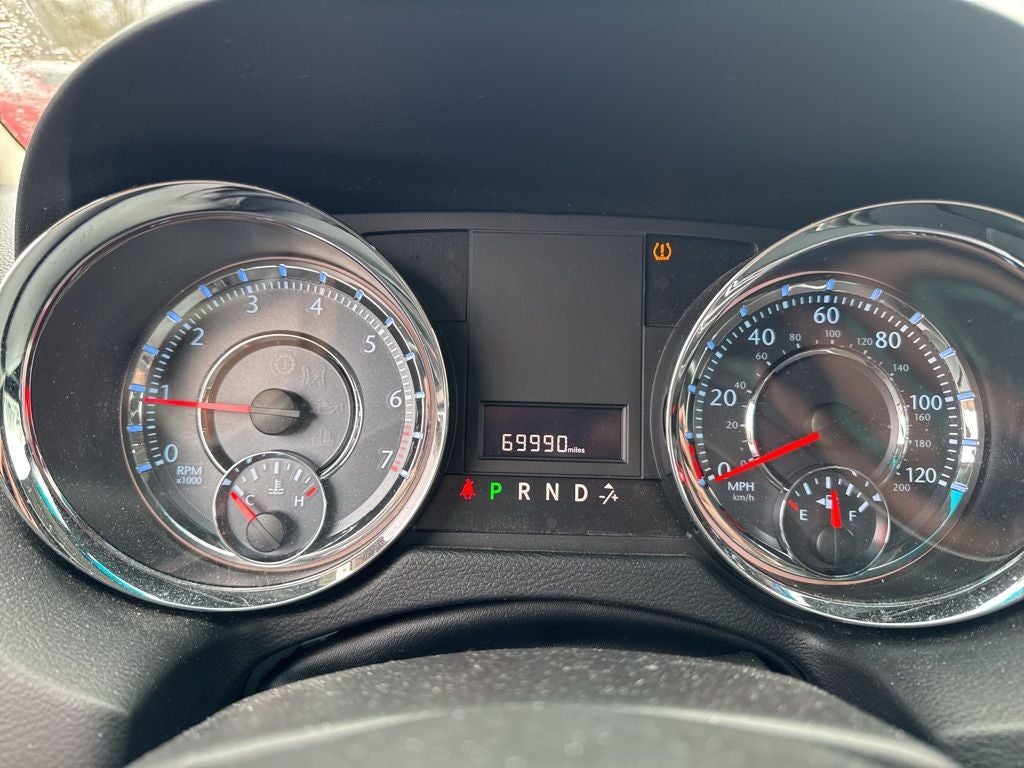 2015 Chrysler Town & Country LX