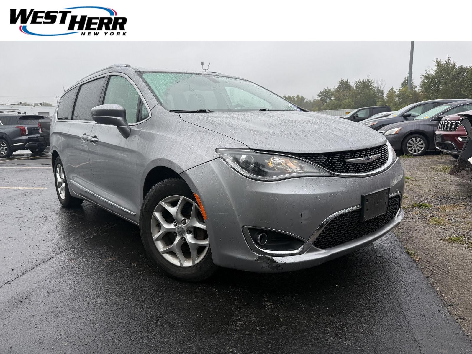 2018 Chrysler Pacifica Touring L
