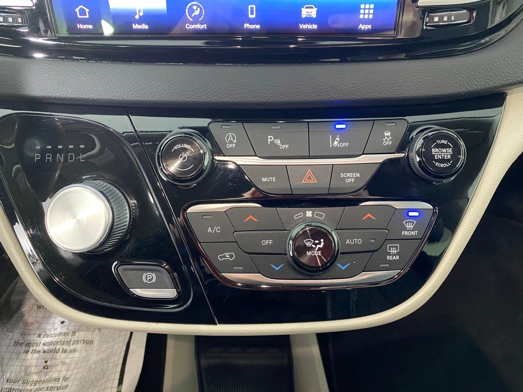 2022 Chrysler Pacifica Touring L