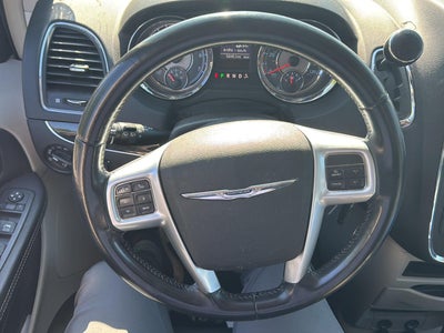 2013 Chrysler Town & Country Touring