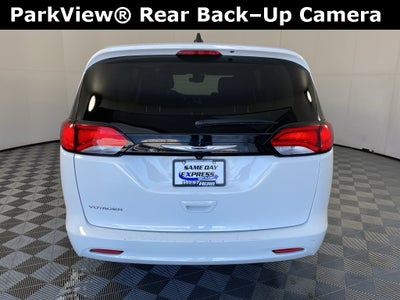 2024 Chrysler Voyager LX