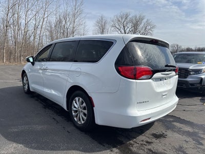2017 Chrysler Pacifica Touring