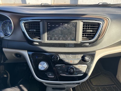 2019 Chrysler Pacifica Touring Plus