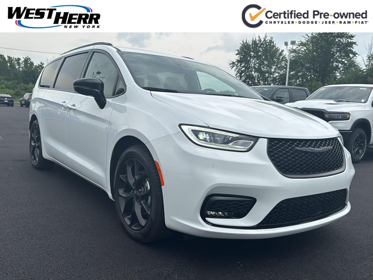 2025 Chrysler Pacifica Limited