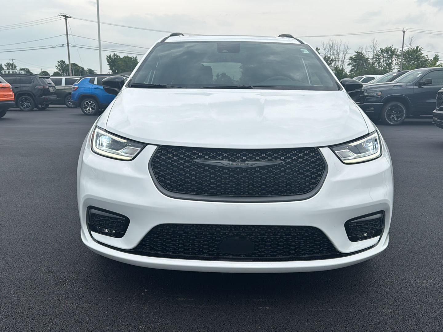 2025 Chrysler Pacifica Limited