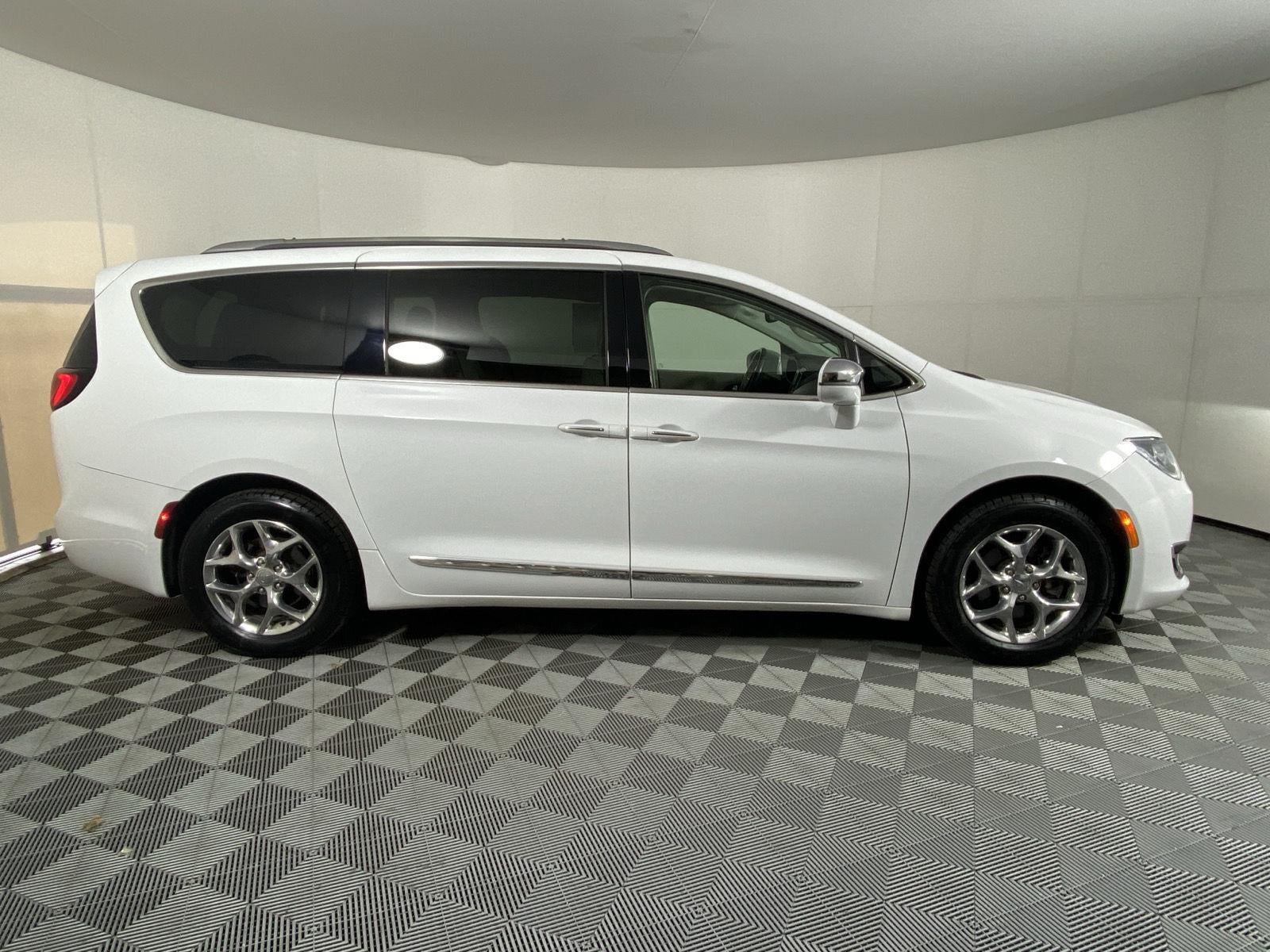 2020 Chrysler Pacifica Limited