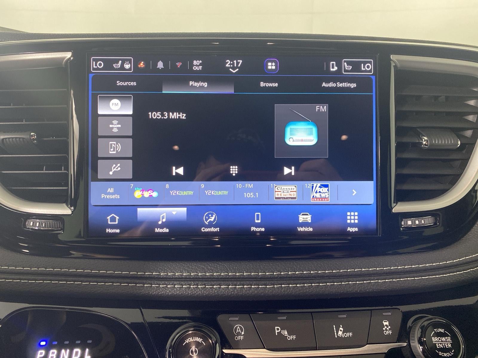 2026 Chrysler Pacifica Select