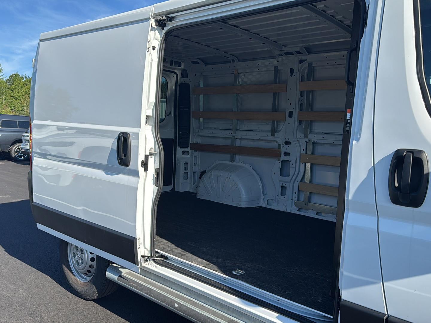 2025 RAM Promaster Cargo Van Tradesman