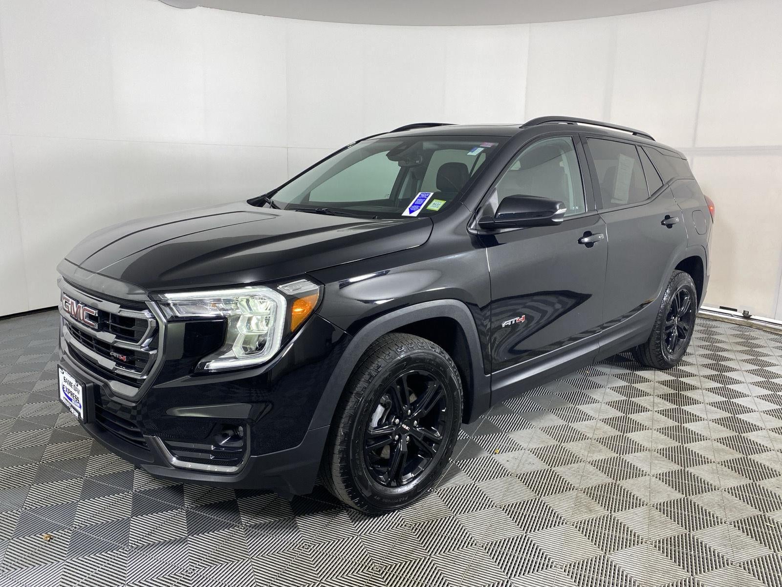 2024 GMC Terrain AT4