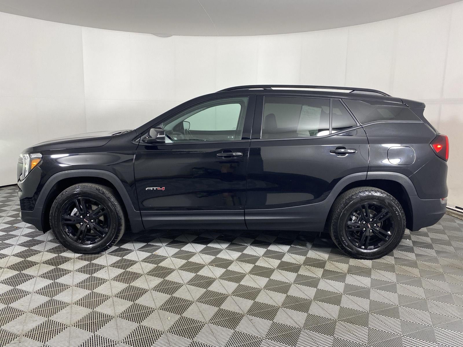 2024 GMC Terrain AT4