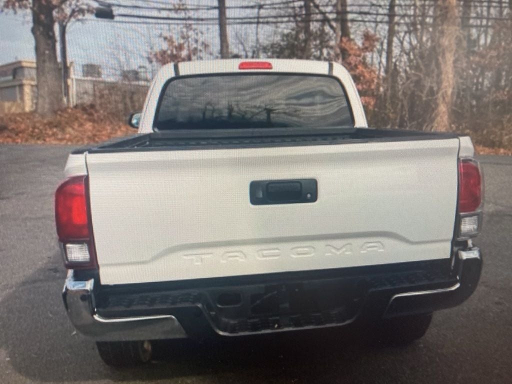 2022 Toyota Tacoma SR