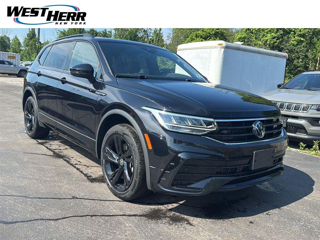 2024 Volkswagen Tiguan SE R-Line Black