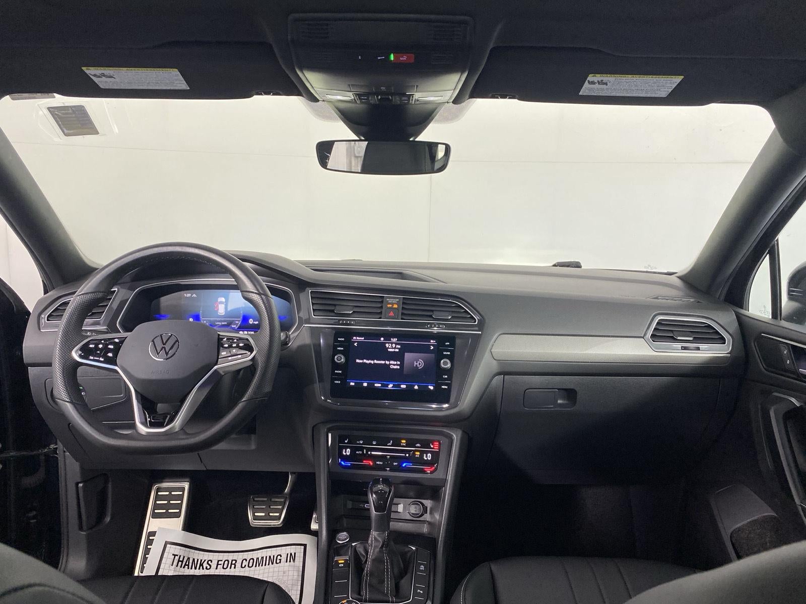 2024 Volkswagen Tiguan SE R-Line Black