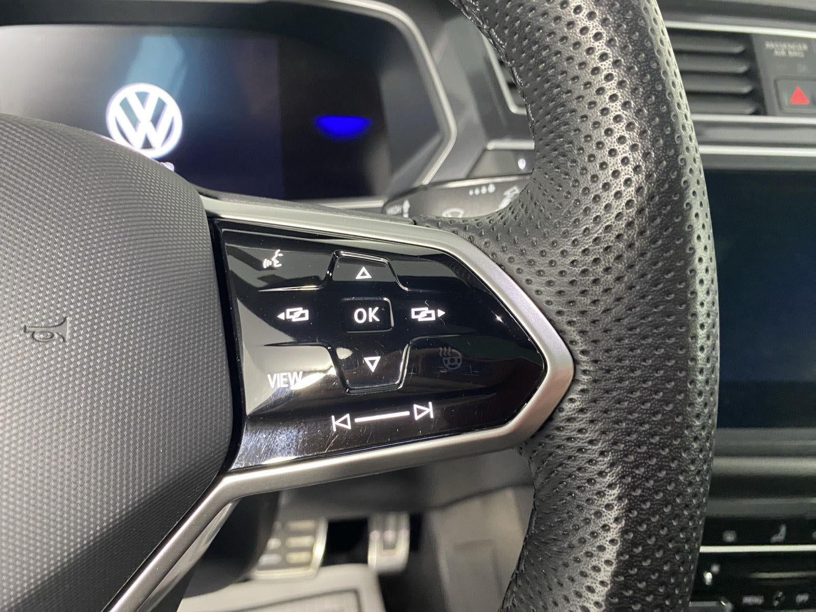 2024 Volkswagen Tiguan SE R-Line Black