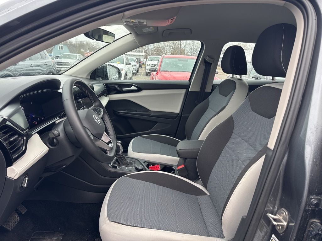 2025 Volkswagen Taos 1.5T S