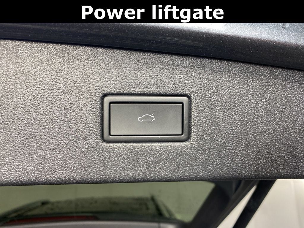 2024 Volkswagen Tiguan 2.0T Wolfsburg Edition