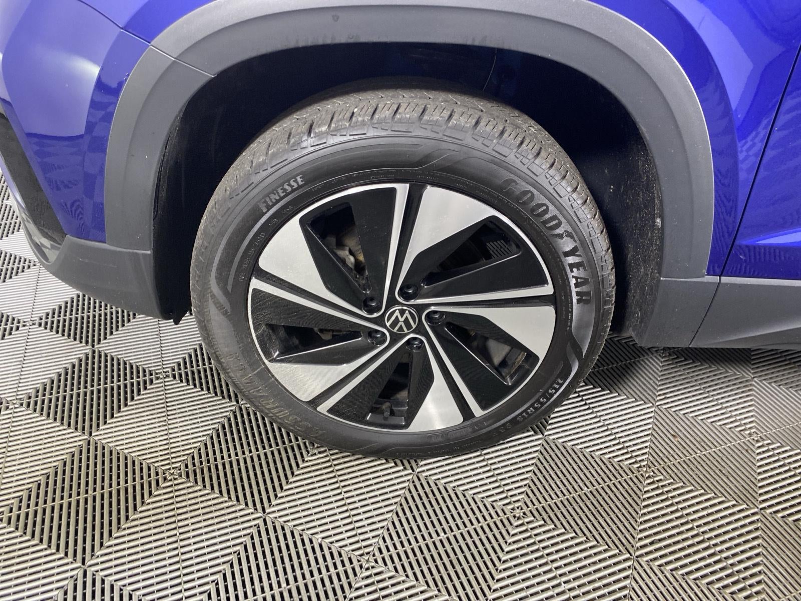 2024 Volkswagen Taos SE