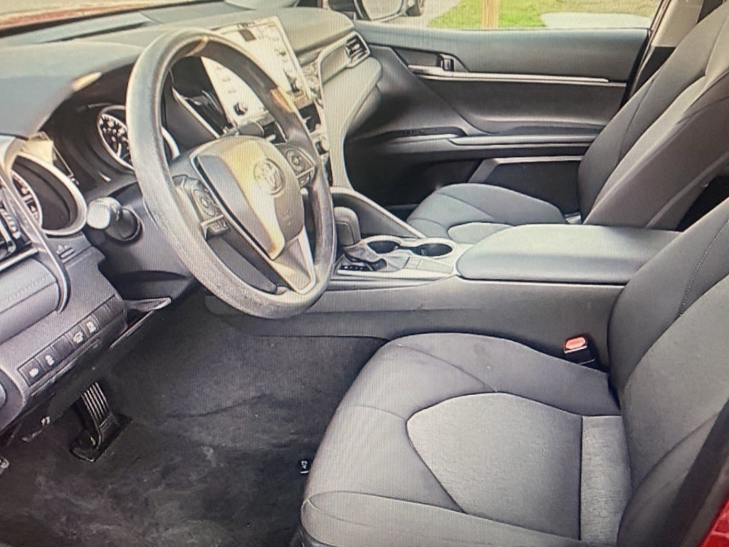 2022 Toyota Camry LE