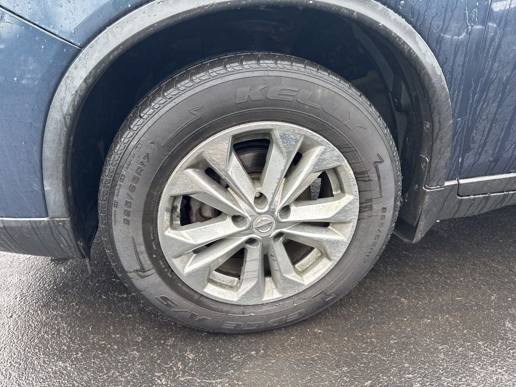 2016 Nissan Rogue Base