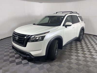 2023 Nissan Pathfinder SV