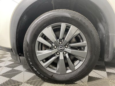 2023 Nissan Pathfinder SV