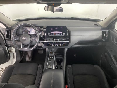 2023 Nissan Pathfinder SV