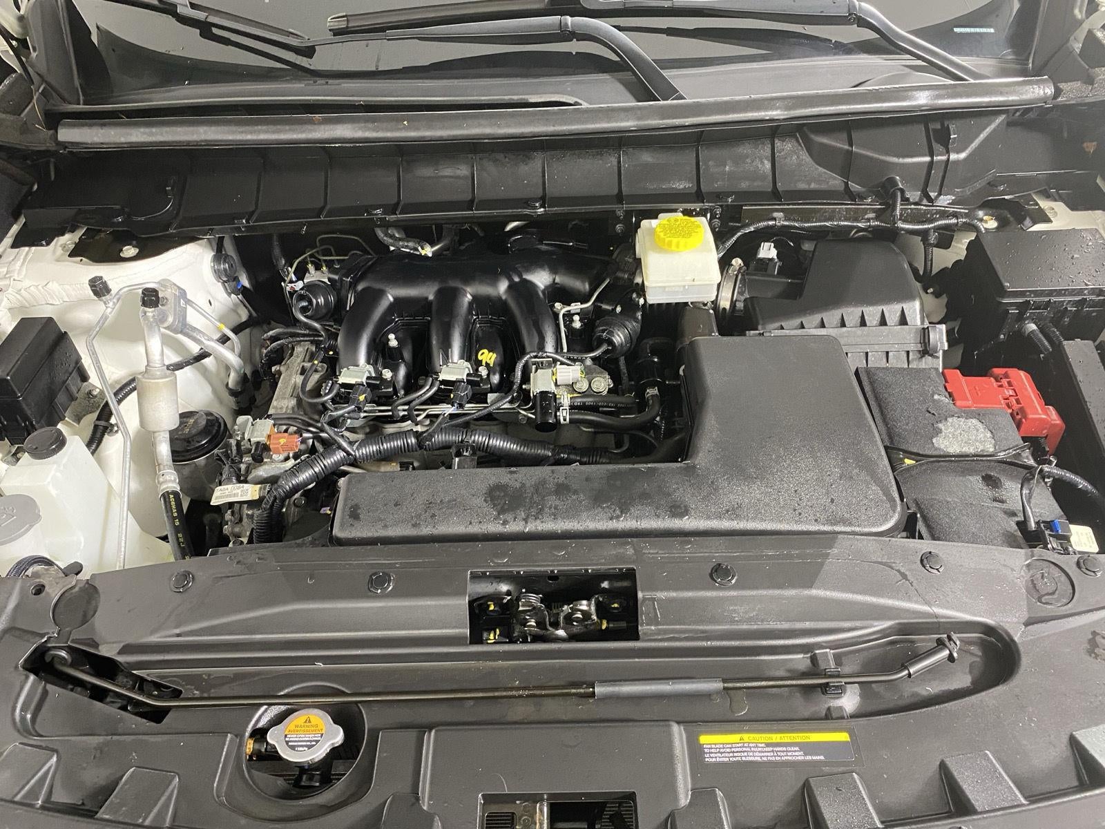 2023 Nissan Pathfinder SV