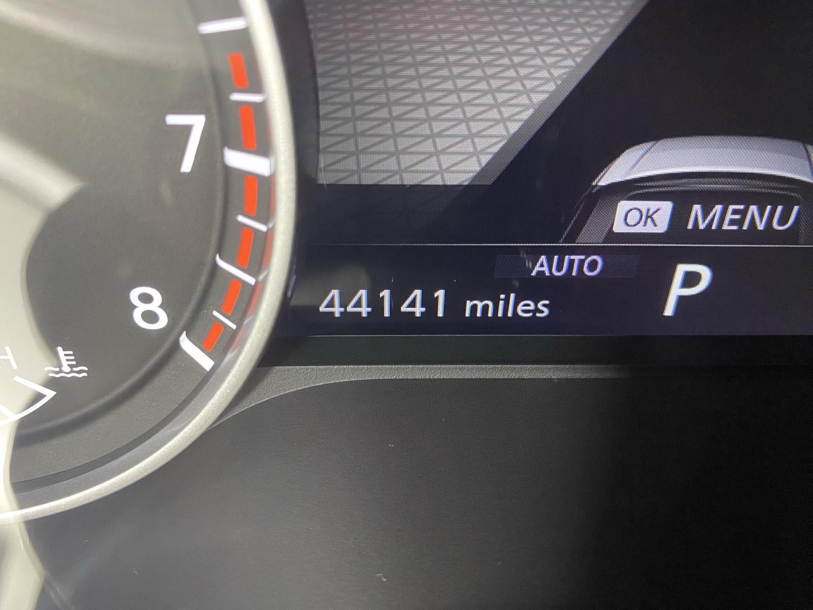 2023 Nissan Pathfinder SV