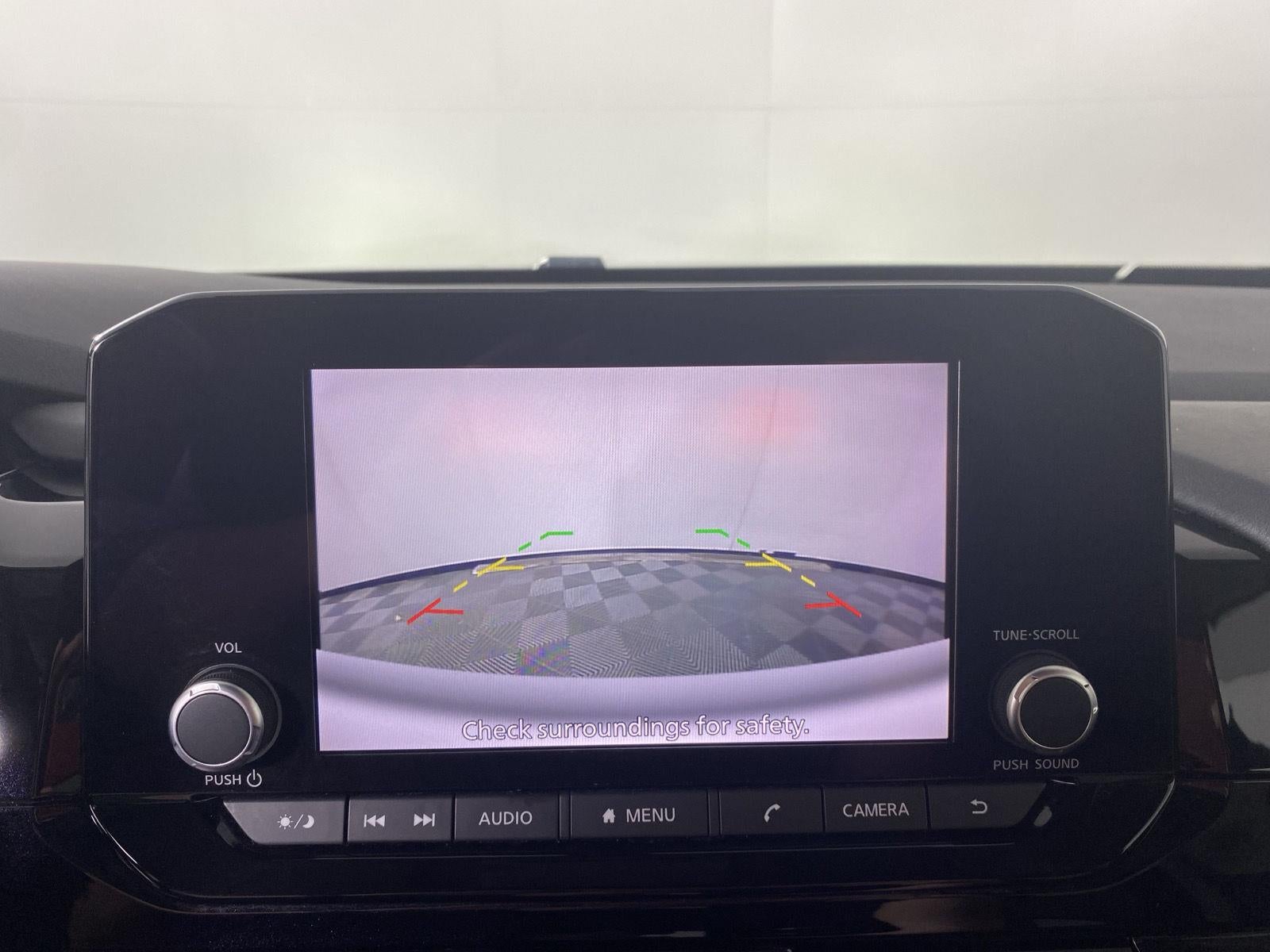 2023 Nissan Pathfinder SV