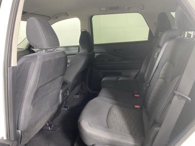 2023 Nissan Pathfinder SV