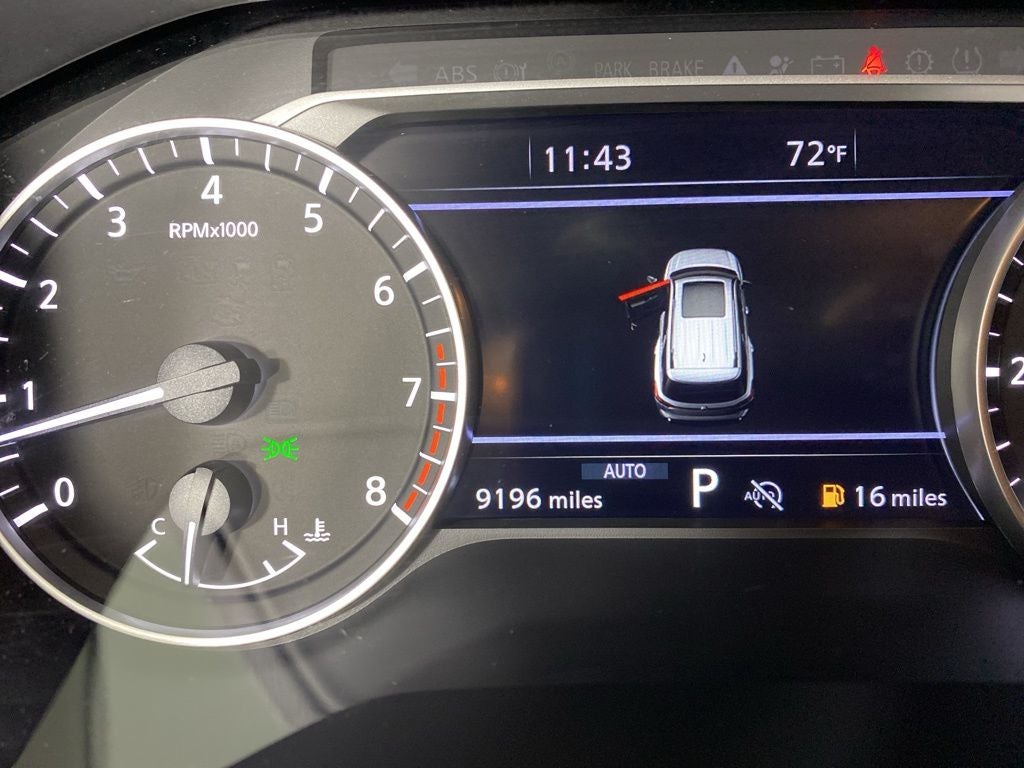 2025 Nissan Pathfinder SL