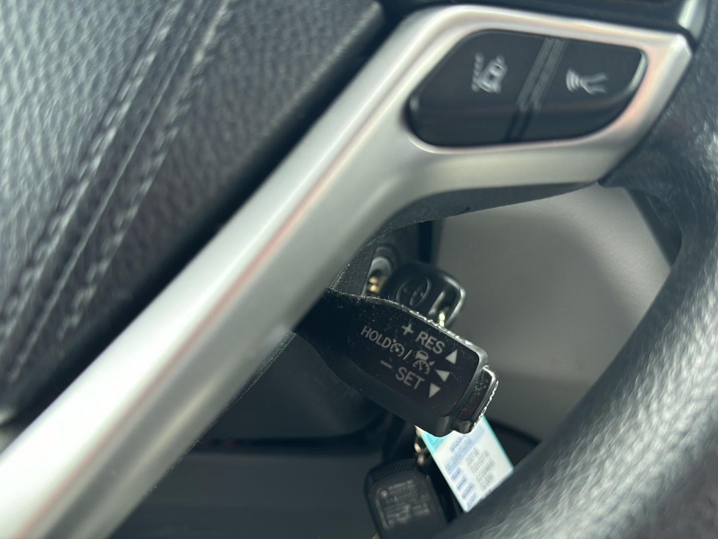 2018 Toyota Sienna LE