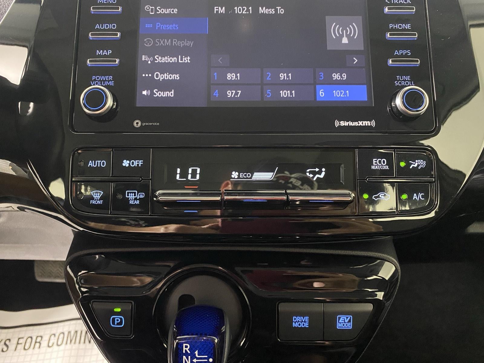 2022 Toyota Prius XLE AWD-e